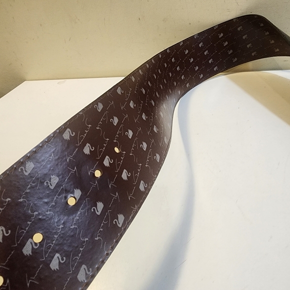 Gloria Vanderbilt Black Leather Belt with Silver Buckle - Picture 6 of 12